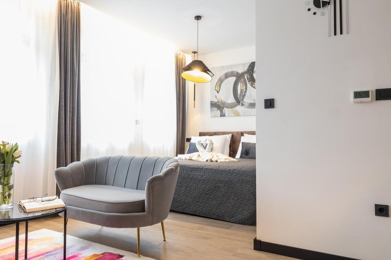 Apartmani Mozart-Centar Вировитица Екстериор снимка